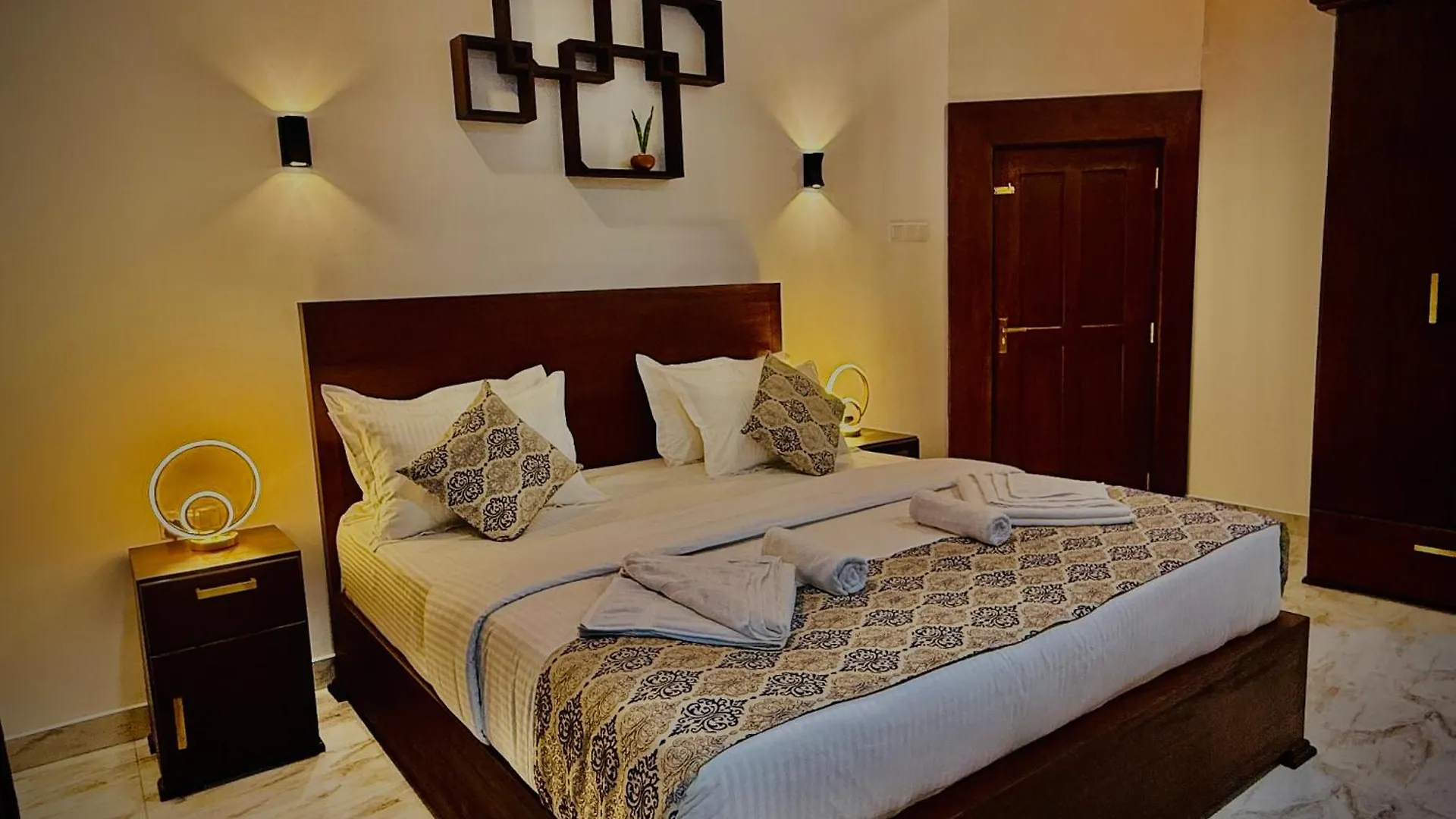 Aloe Transit Hotel Katunayake