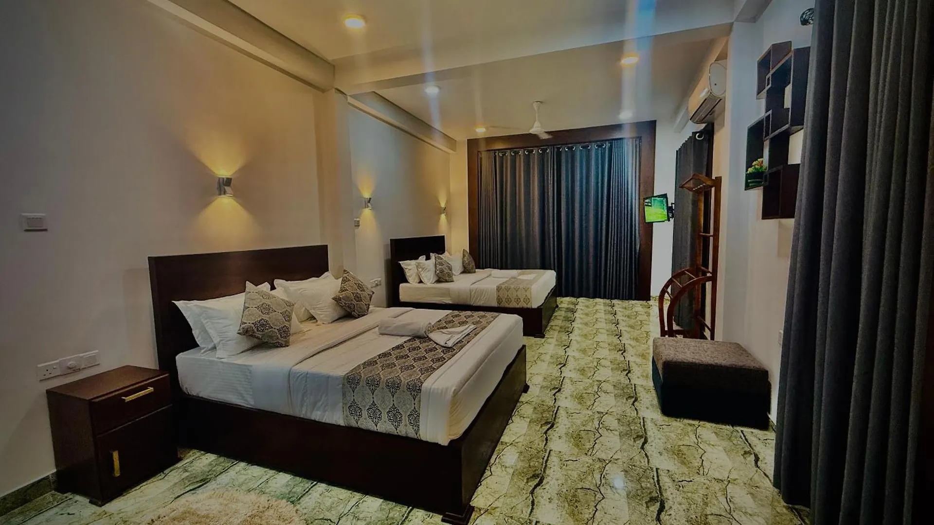 Aloe Transit Hotel Katunayake